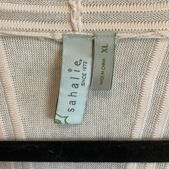 Sahalie Pink and Cream Floral Cardigan - Picture 2 of 4